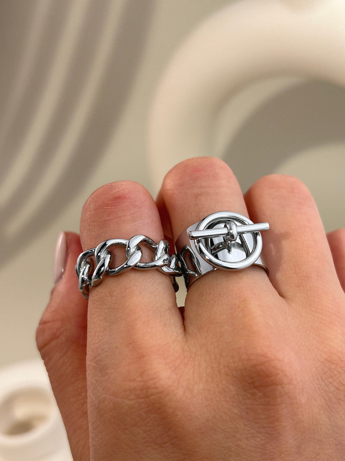 Bague MIA