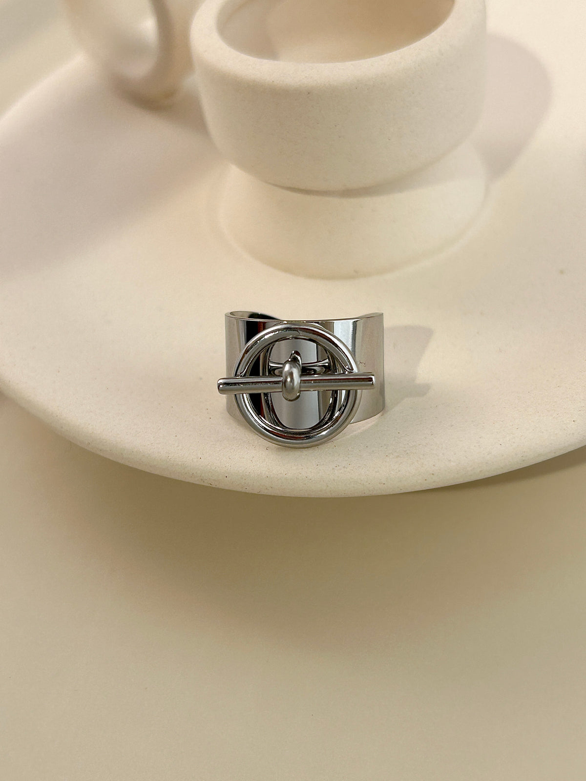 Bague MIA